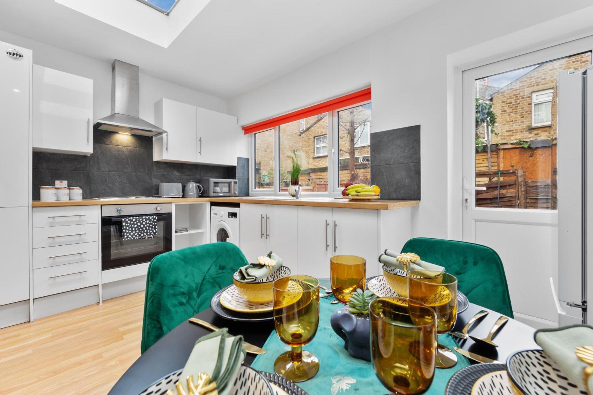 Apartamento Immaculate 2-bed Escape- Sleeps 6- Garden & Parking - 15 Mins To Central- Save 20 Percent Weekly! *